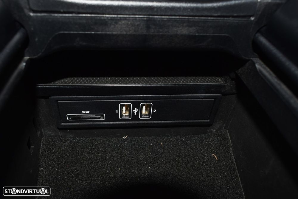 Mercedes-Benz C 180 BlueTEC AMG Line - 32