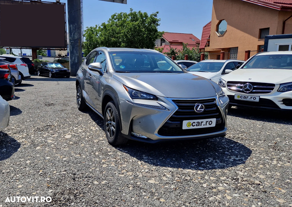 Lexus Seria NX 300h AWD Business Plus