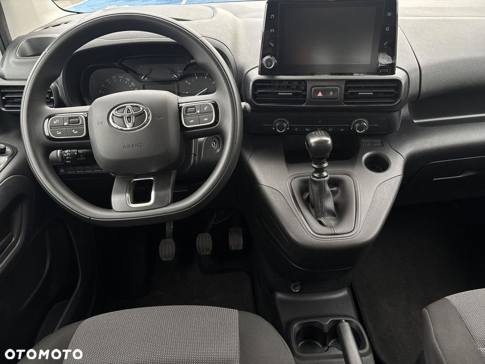 Toyota Proace City Verso 1.5 D-4D Combi - 4