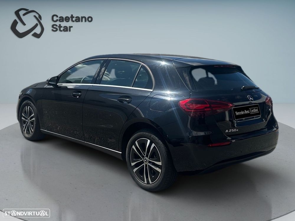 Mercedes-Benz A 250 e - 7