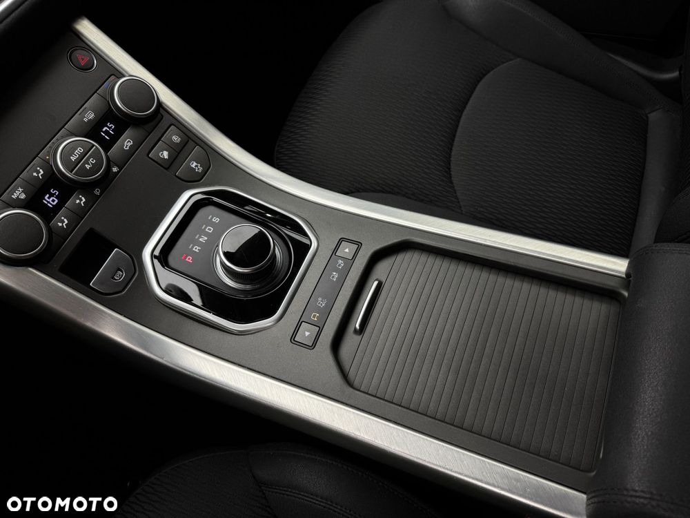 Land Rover Range Rover Evoque - 28