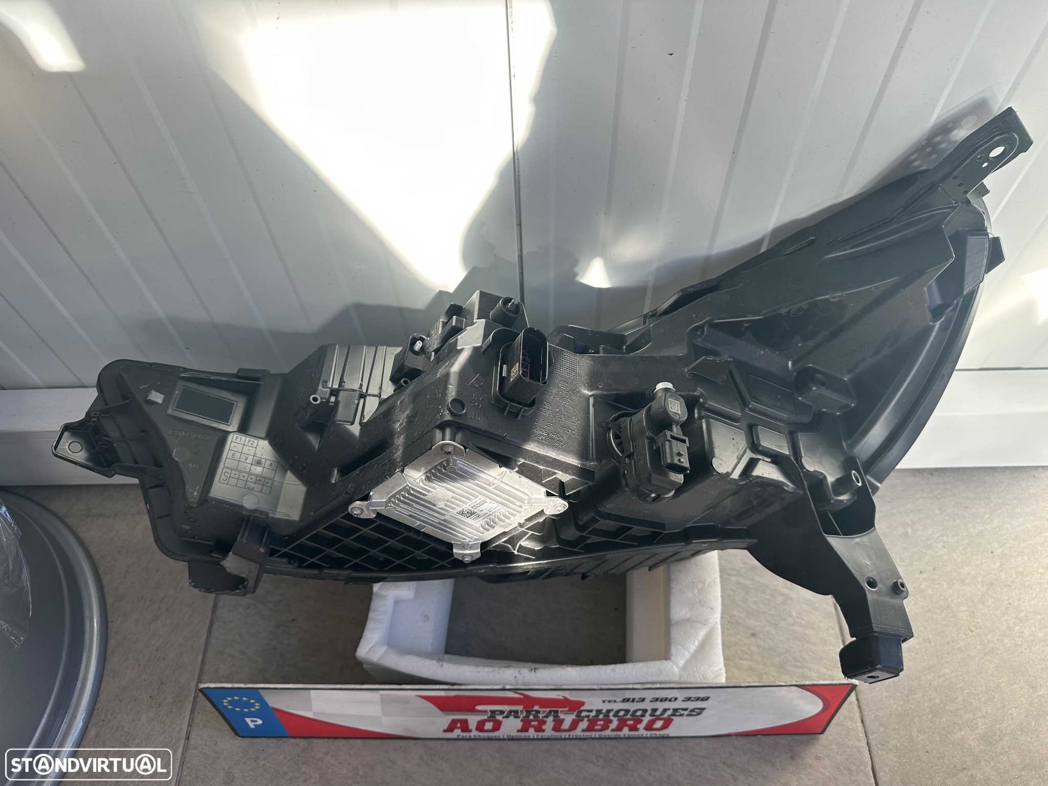 Farol drt Renault captur 2024 - 4