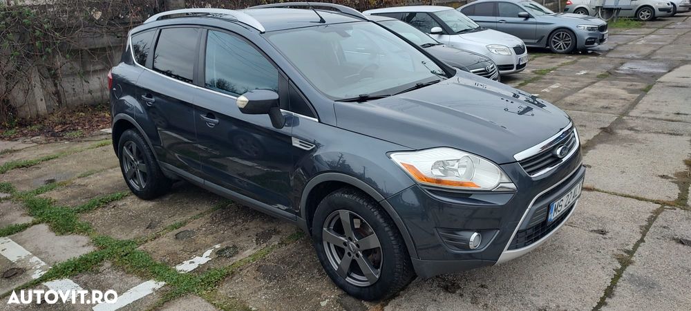 Ford Kuga 2.0 TDCi 2x4 Titanium - 2