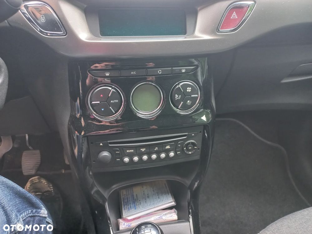 Citroën C3 BlueHDi 100 S&S SHINE - 16
