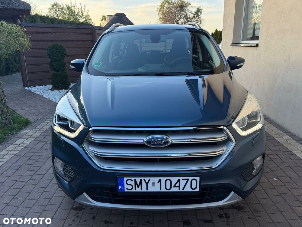 Ford Kuga 1.5 EcoBoost 2x4 Titanium - 2