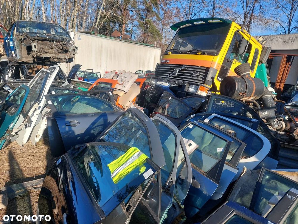 DRZWI KOMPLETNE LEWY PRZÓD RENAULT MEGANE III 5D TEB66 80731001 - 8