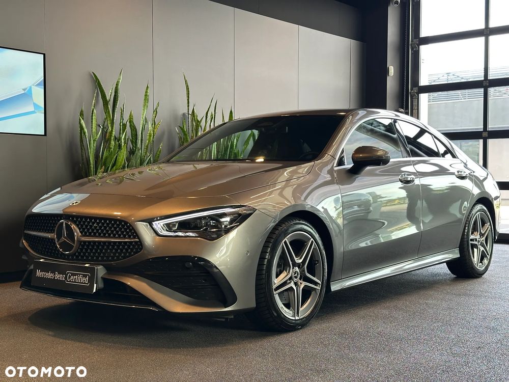 Mercedes-Benz CLA 200 AMG Line 7G-DCT - 3