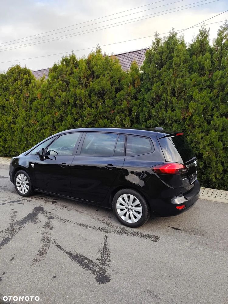 Opel Zafira 1.6 T - 10