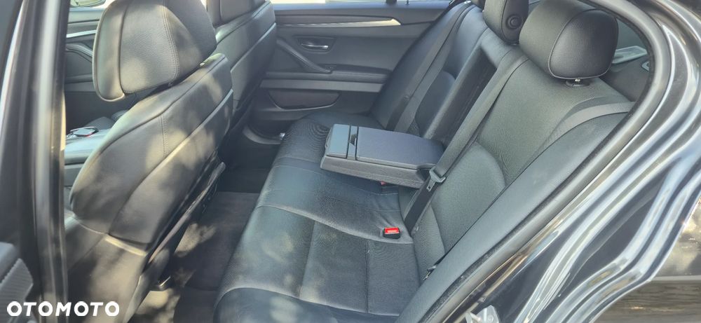 BMW Seria 5 520d - 20