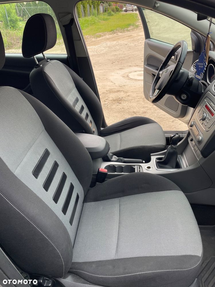 Ford Focus 1.6 Gold X - 10