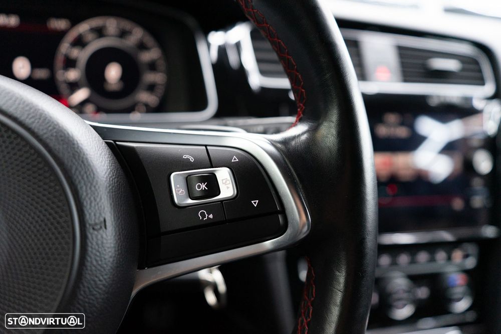 VW Golf GTI (BlueMotion ) DSG - 42