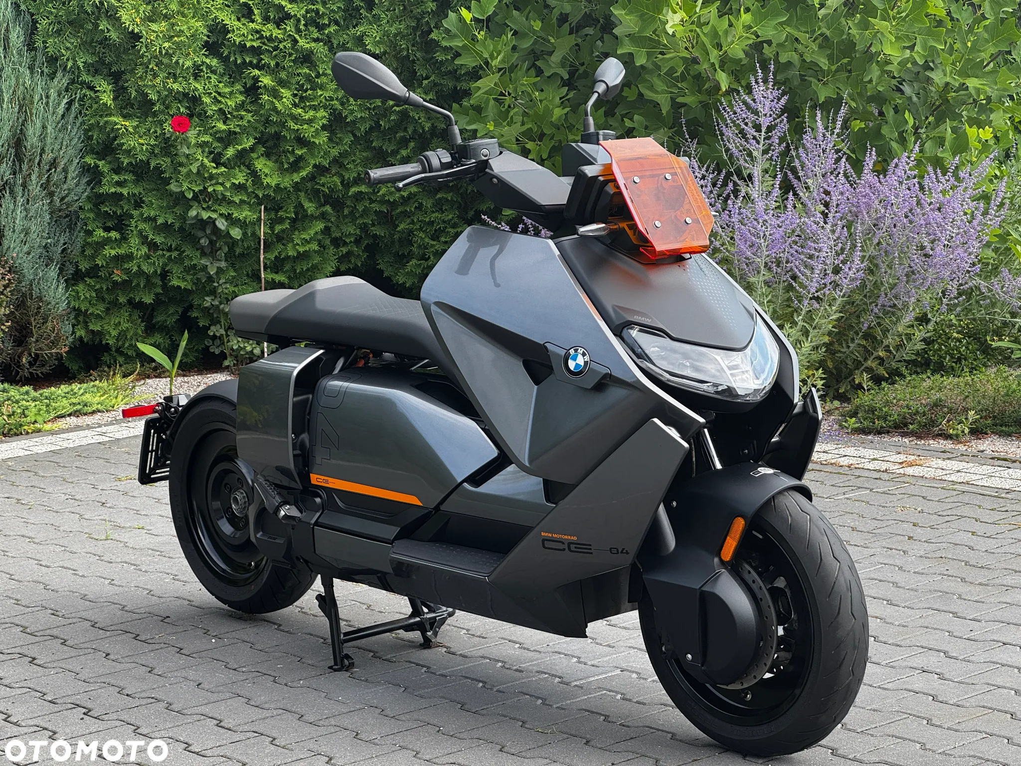 BMW CE 04 - 2