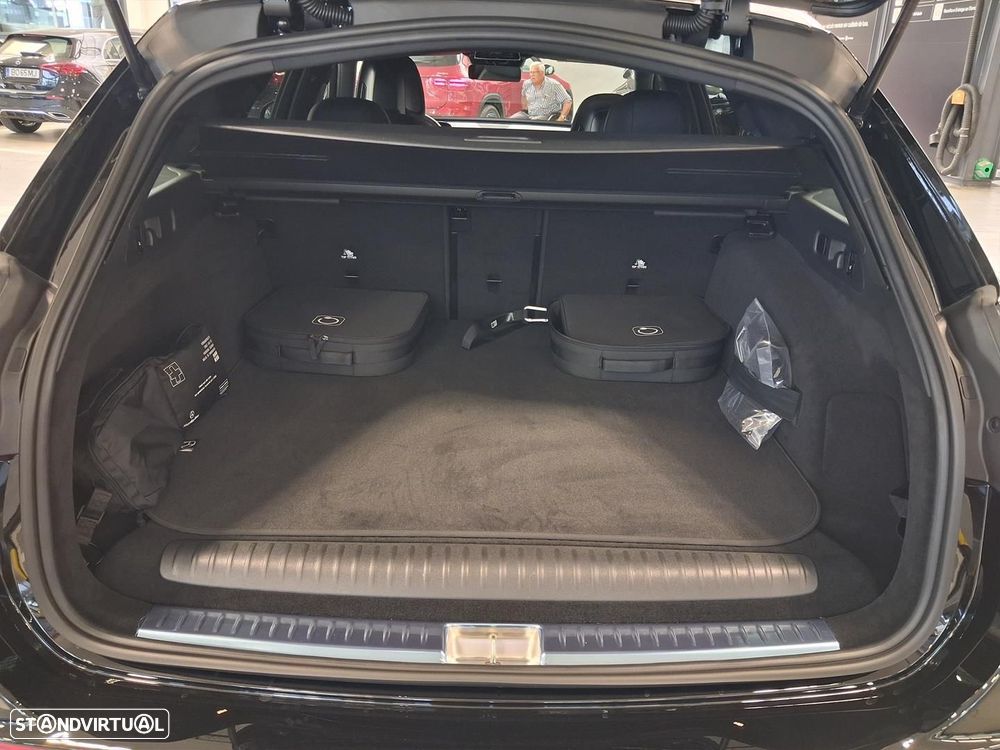 Mercedes-Benz E 300 Standard - 13