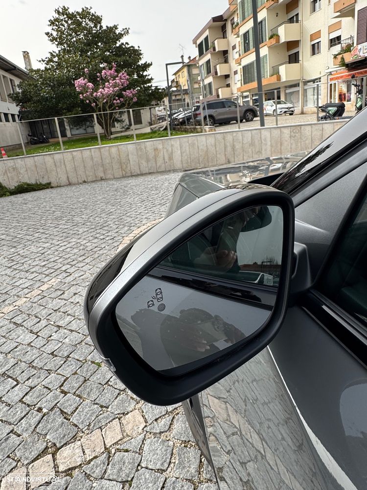 Peugeot e-2008 GT - 13