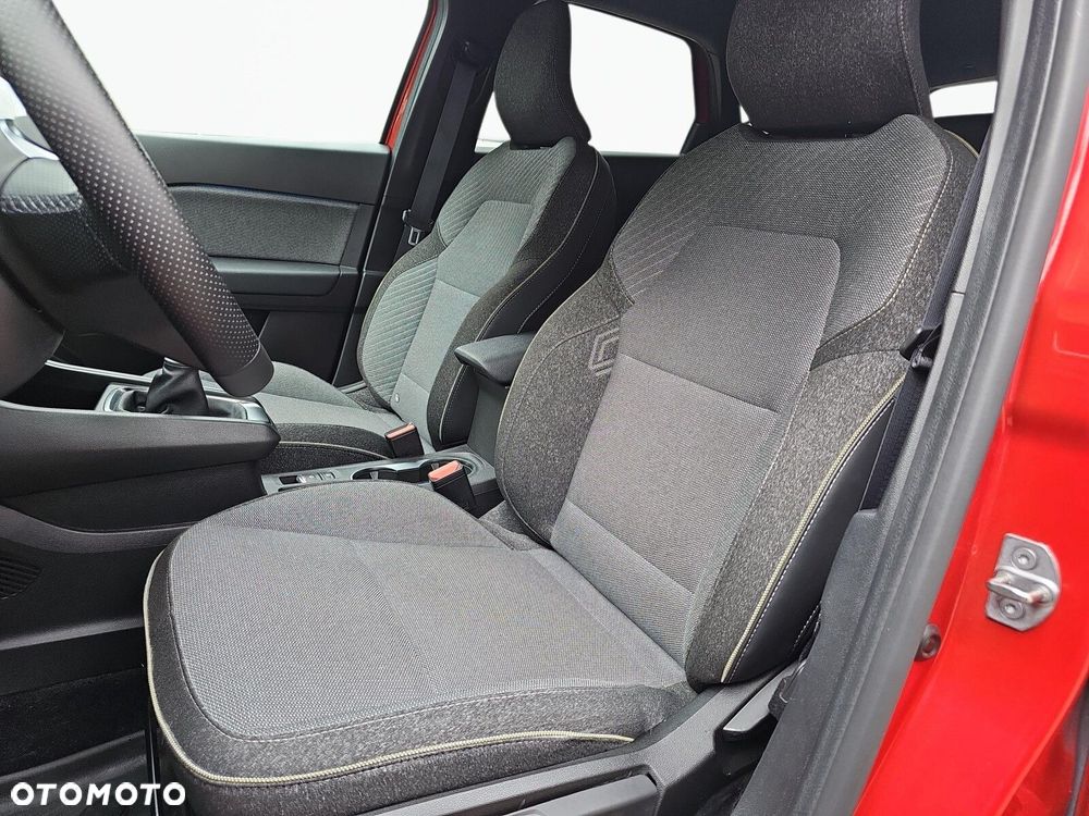 Renault Captur - 13
