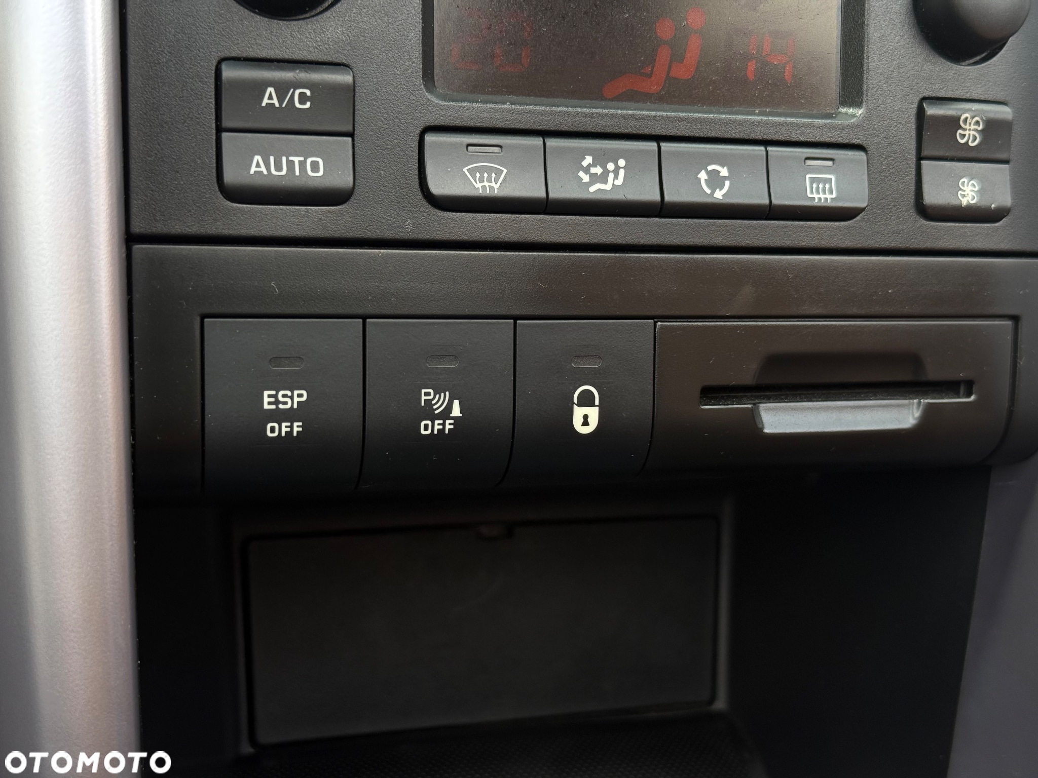 Peugeot 207 CC 120 VTi Premium - 18