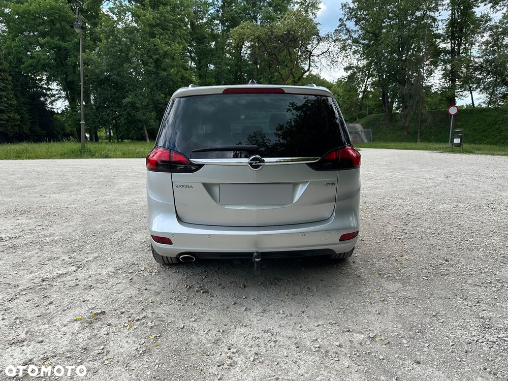 Opel Zafira 2.0 D Automatik ON - 4
