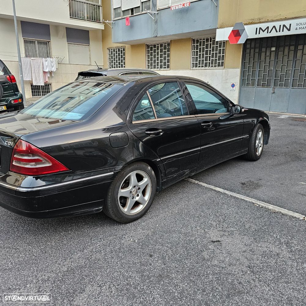 Mercedes-Benz C 220 CDi Avantgarde - 4
