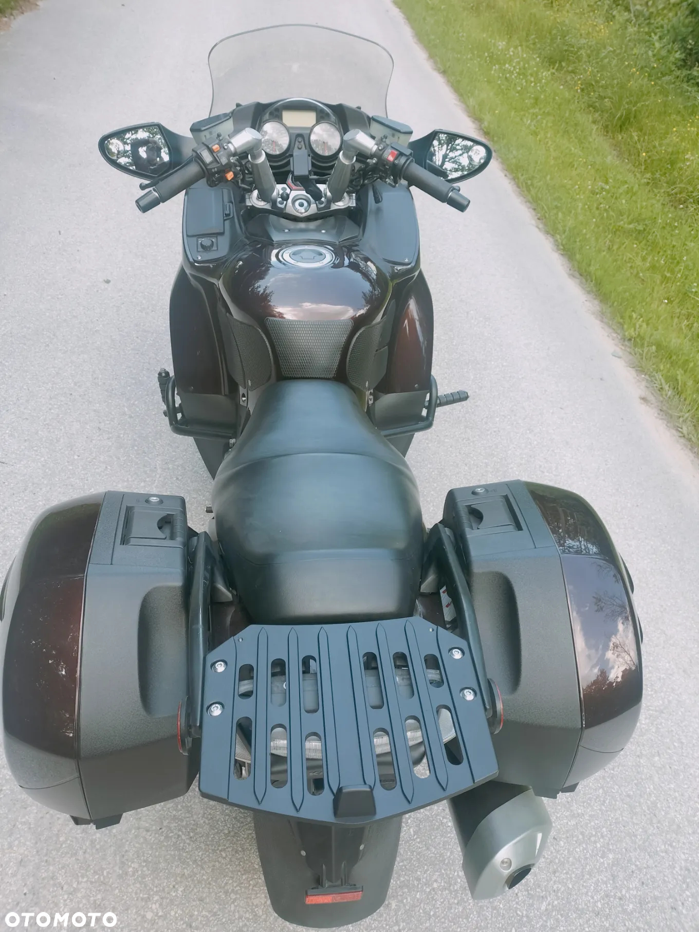 Kawasaki GTR - 18