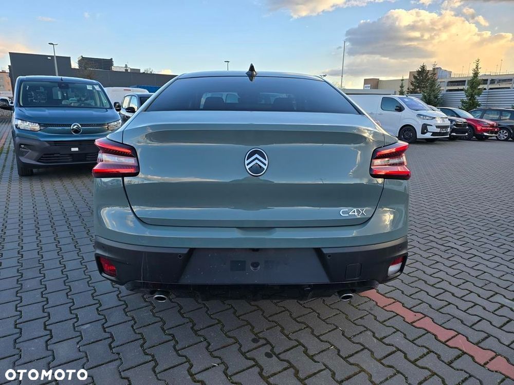 Citroën C4 1.2 mHEV Max eDCT6 - 6