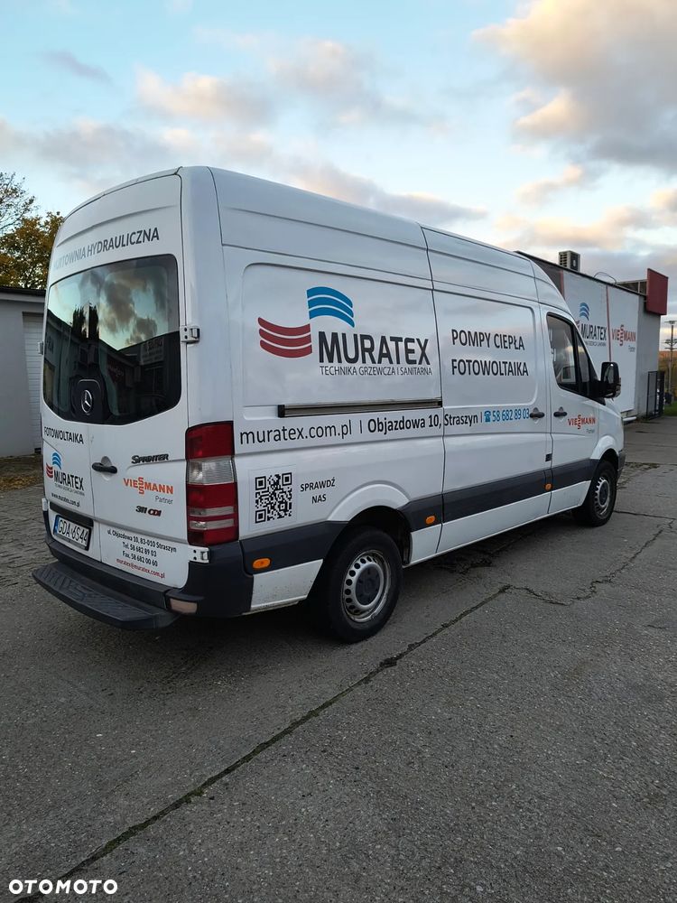 Mercedes-Benz Sprinter - 6