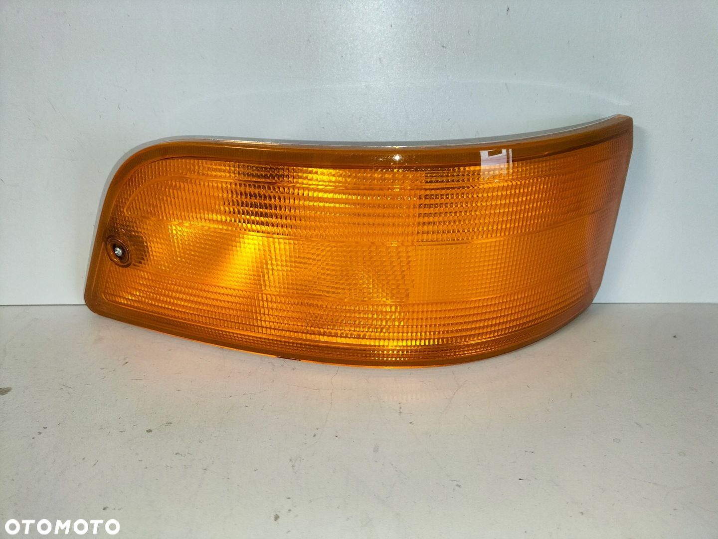 Migacz kierunkowskaz lewy MERCEDES ATEGO 940 98-04 - 1