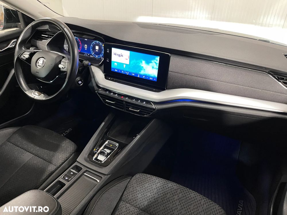 Skoda Octavia 2.0 TDI DSG Style - 10