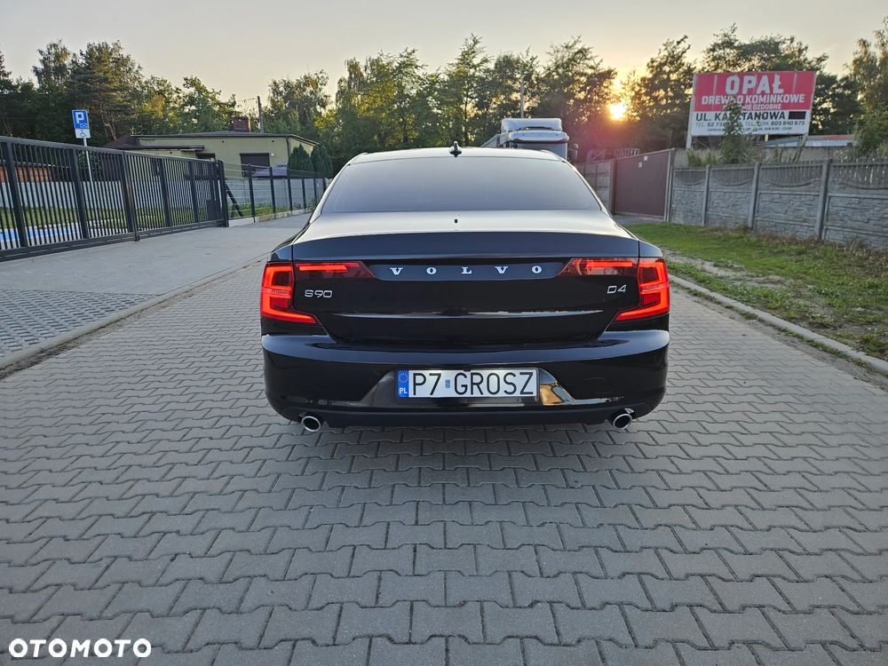 Volvo S90 D4 Geartronic Momentum - 4