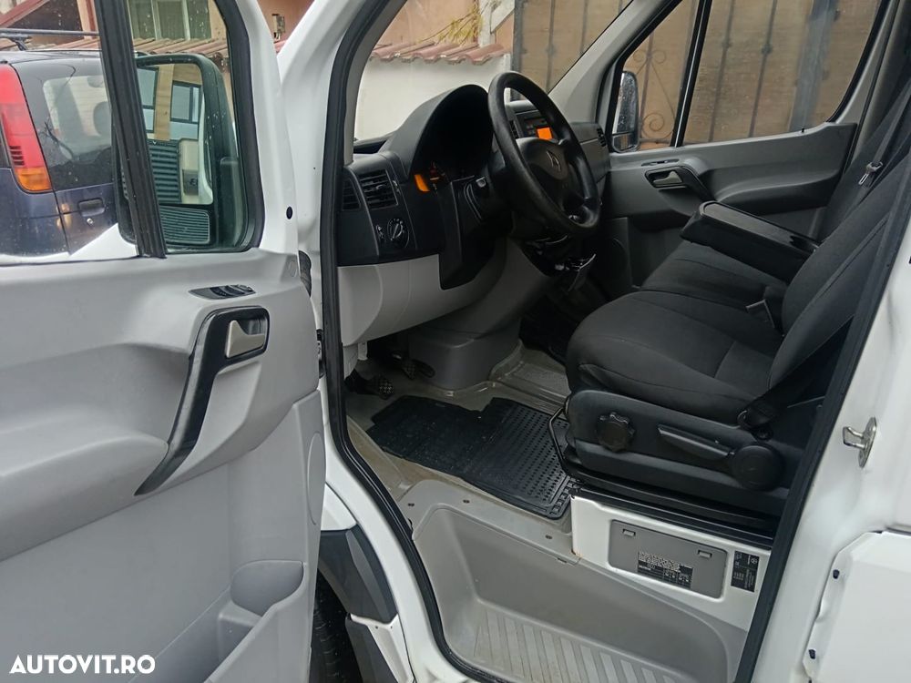 Mercedes-Benz Sprinter - 15