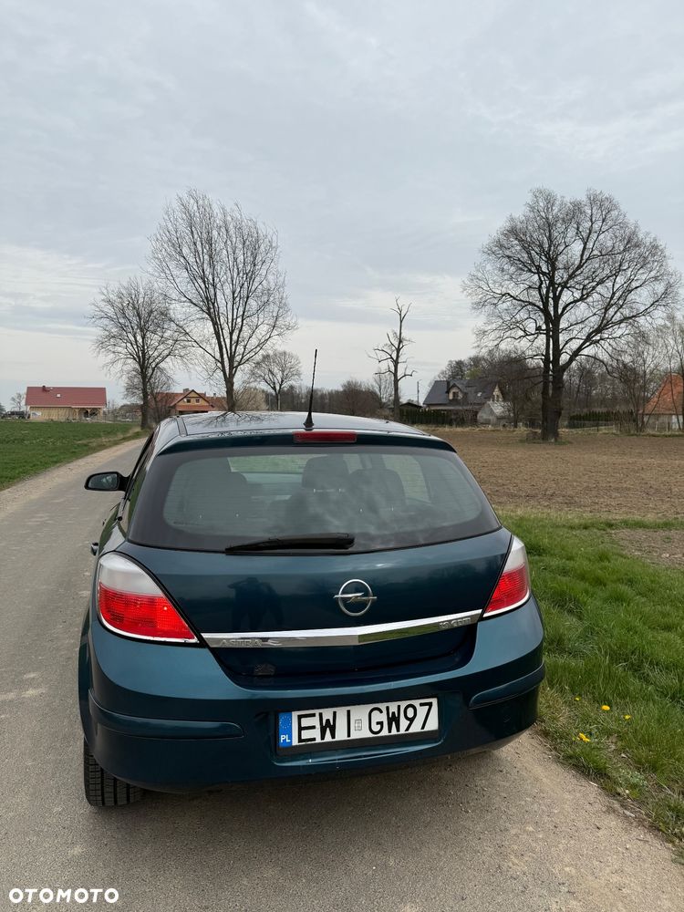 Opel Astra 1.9 CDTI Cosmo - 7
