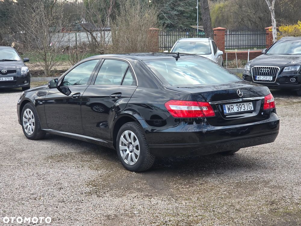 Mercedes-Benz Klasa E 200 CDI DPF BlueEFFICIENCY - 27