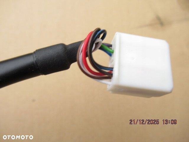 lusterko prawe toyota yaris iv 20- 8 pin eur - 5