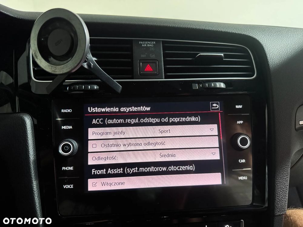 Volkswagen Golf GTI (BlueMotion Technology) DSG - 32