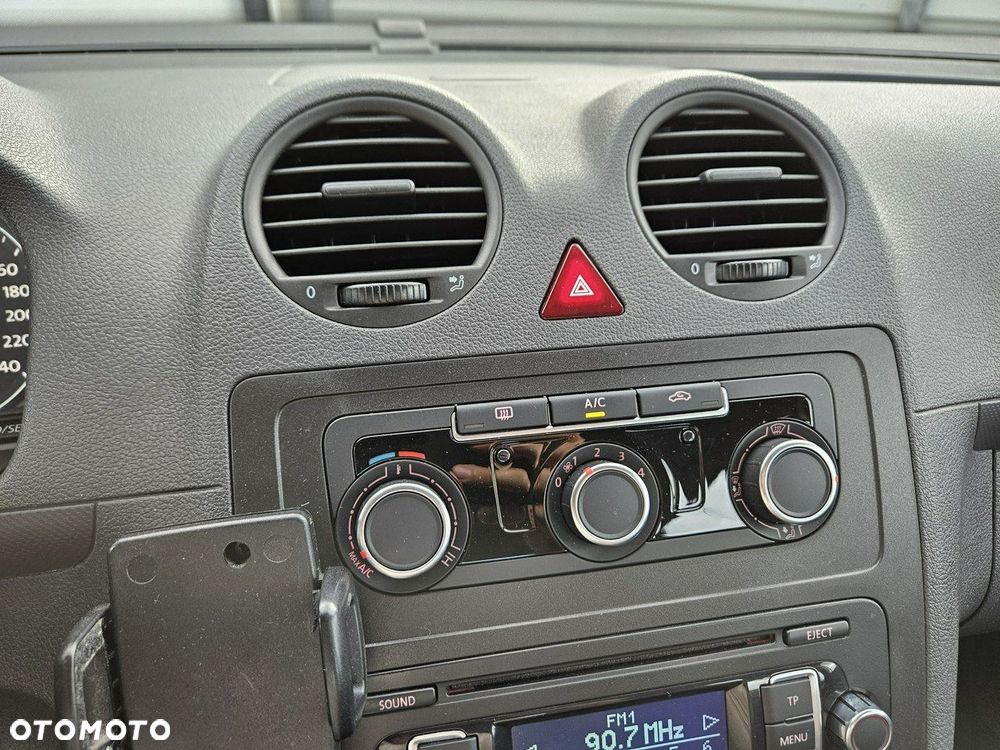 Volkswagen Caddy - 36