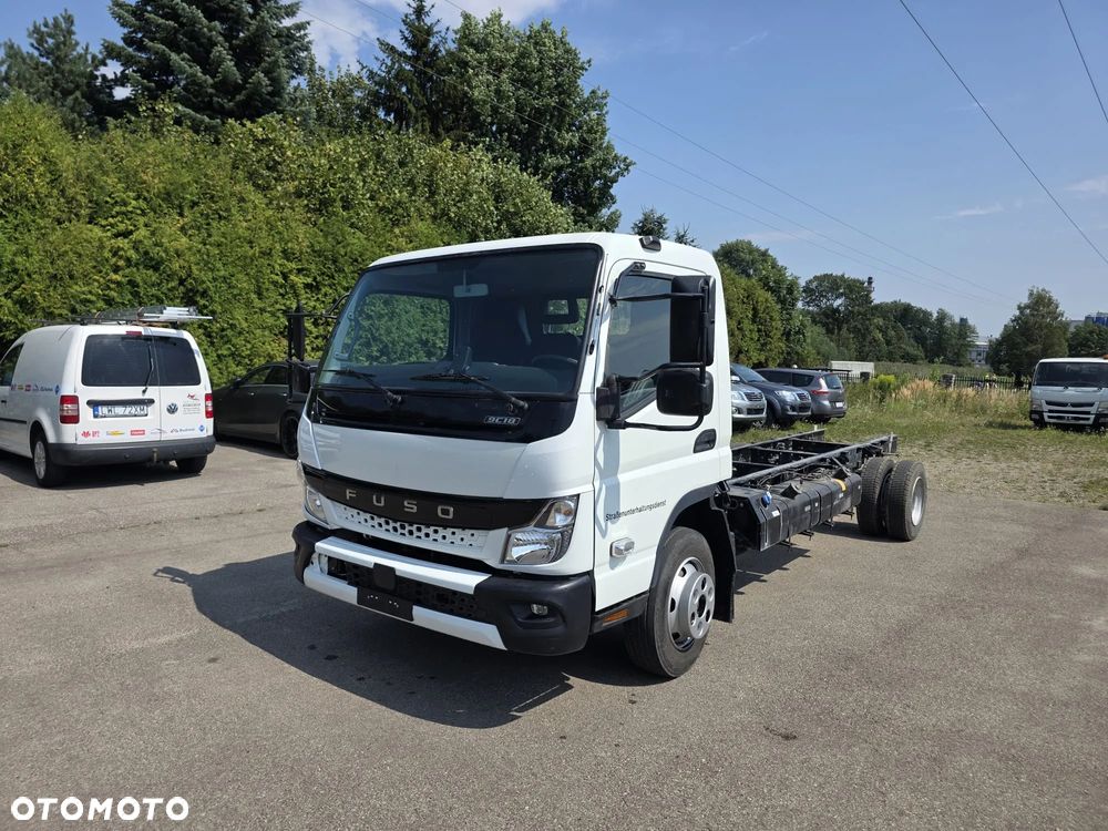 Mitsubishi Fuso Canter 9C18 - 7