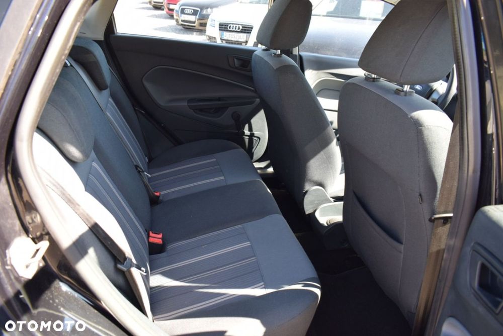 Ford Fiesta - 20