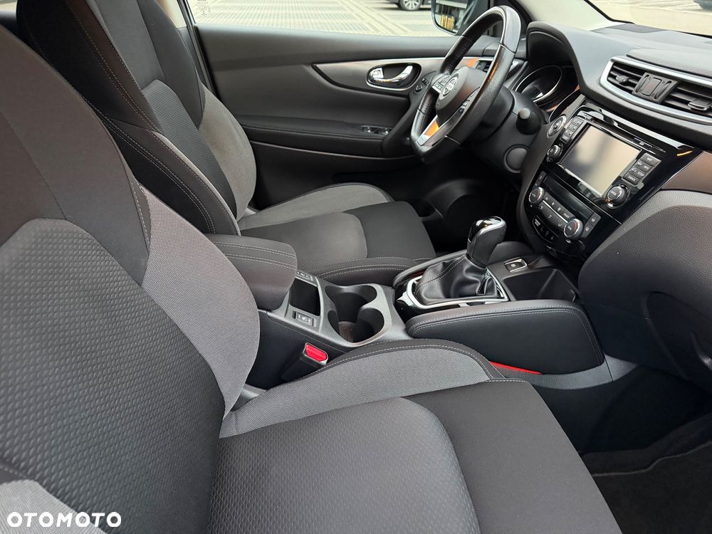 Nissan Qashqai 1.2 DIG-T Tekna Xtronic - 22