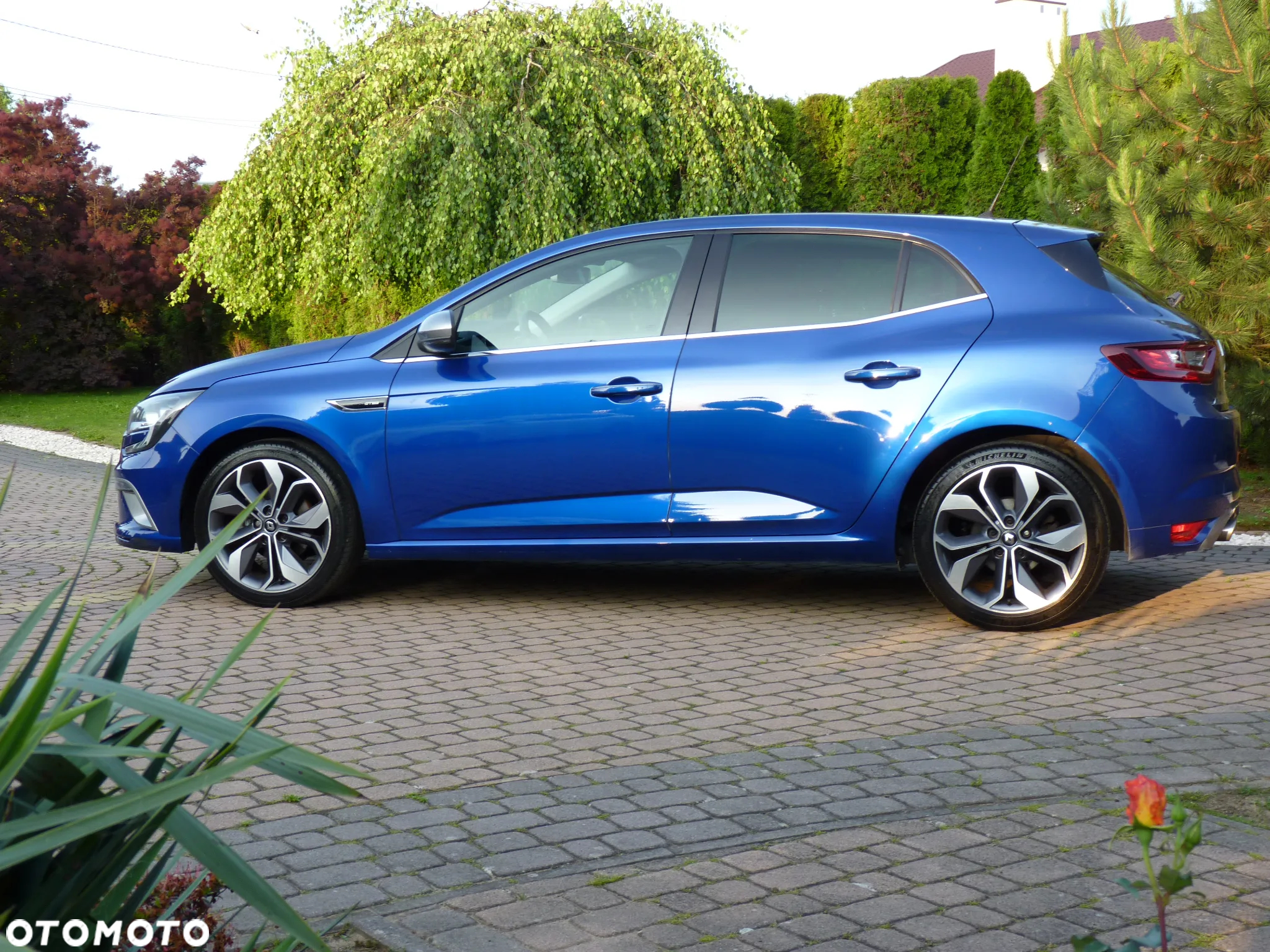 Renault Megane ENERGY TCe 130 GT LINE - 10