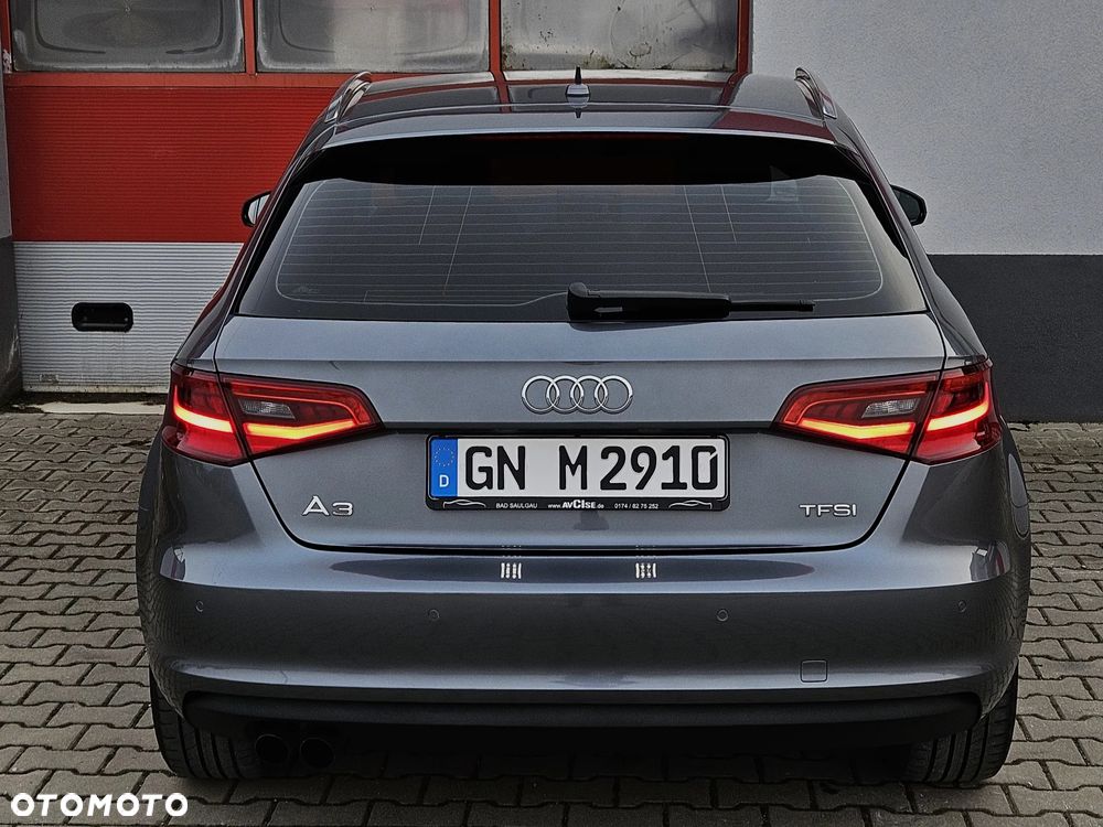Audi A3 Sportback 1.4 TFSI Attraction - 11