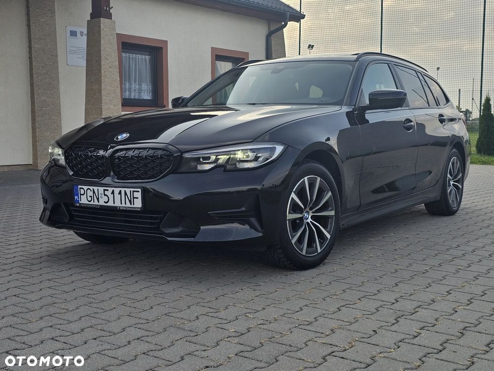 BMW Seria 3 318d Sport Line - 2