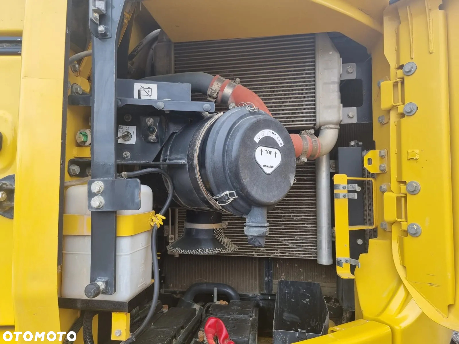 Komatsu PC 228 - 22