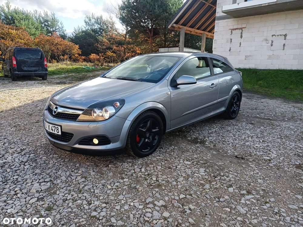 Opel Astra GTC 1.8 - 36