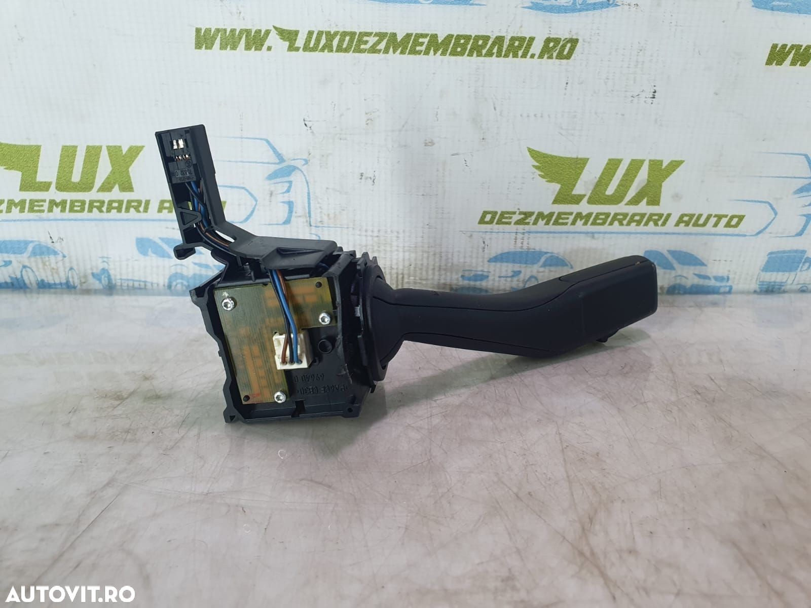 Maneta stergator parbriz 1k0953519h Volkswagen VW Golf Plus 1 [2004 - - 2