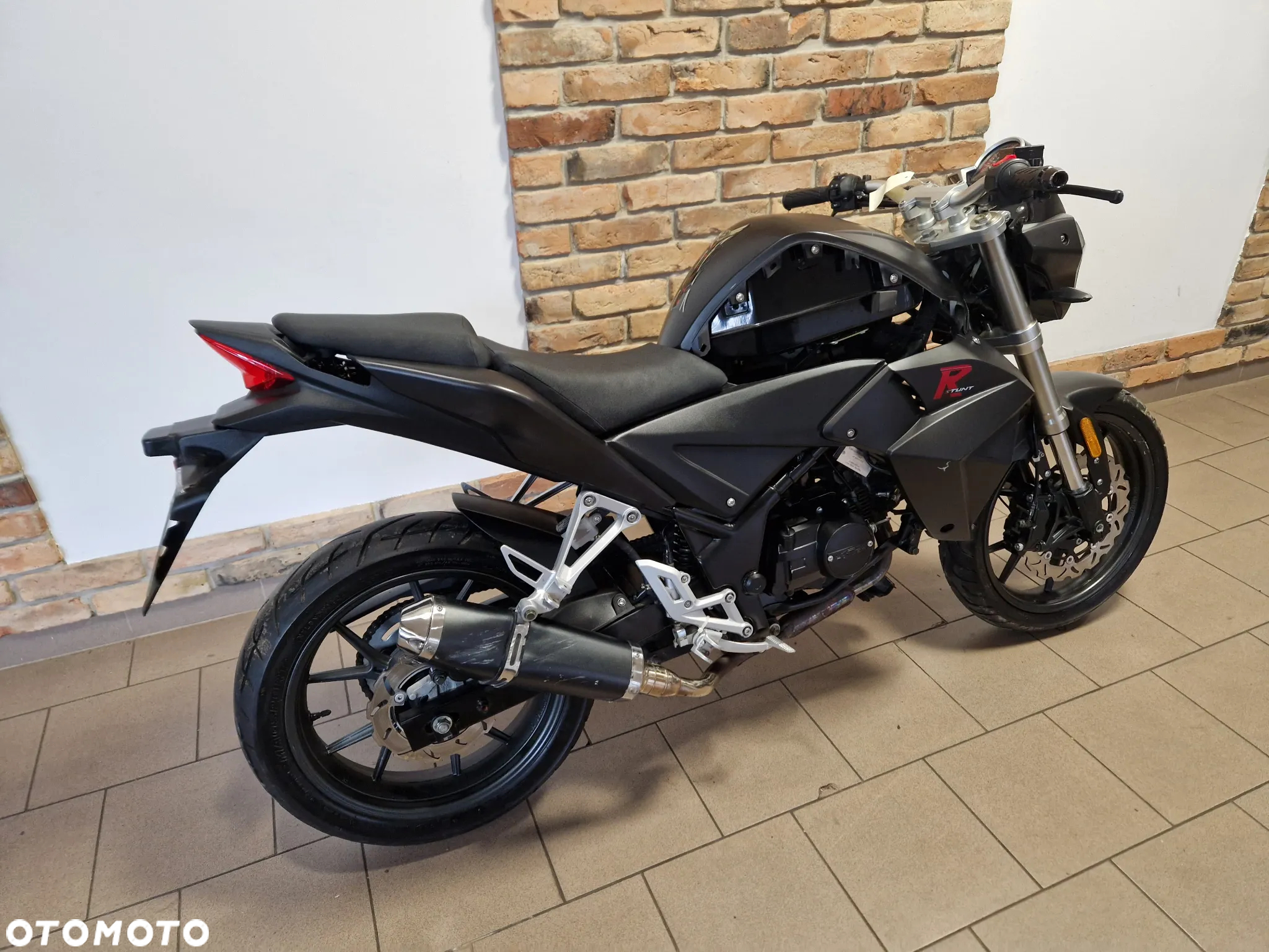 Yamaha TZR - 4