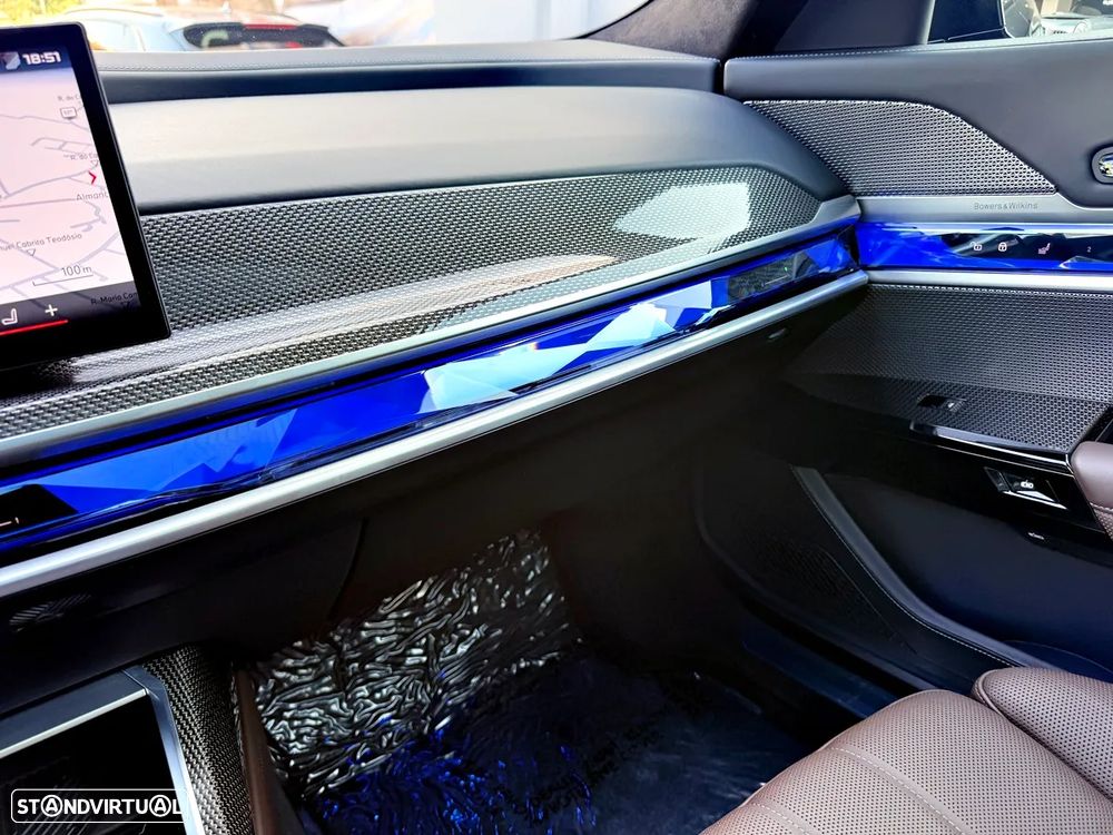 BMW 760 Me xDrive - 19