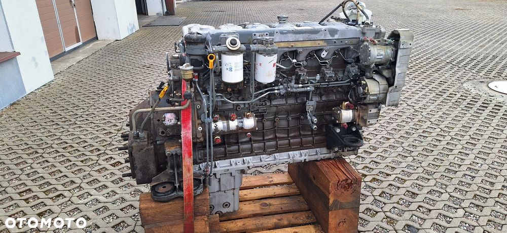 Silnik Liebherr 566 576 580 2plus2 - 3