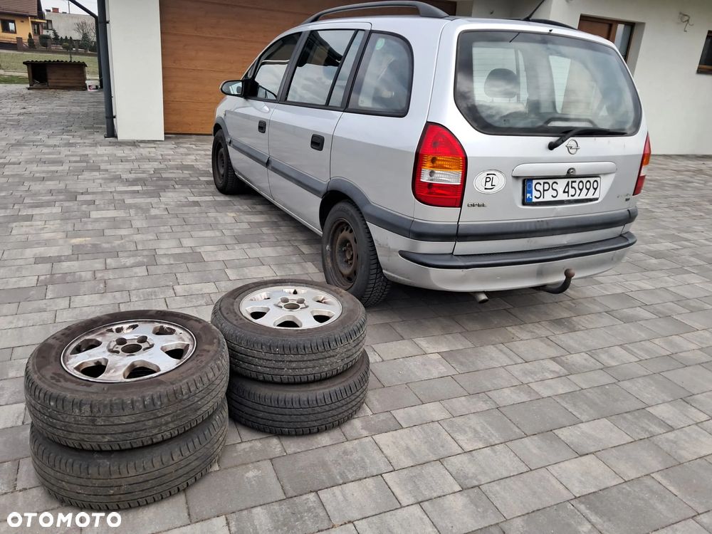 Opel Zafira 1.8 Elegance - 1