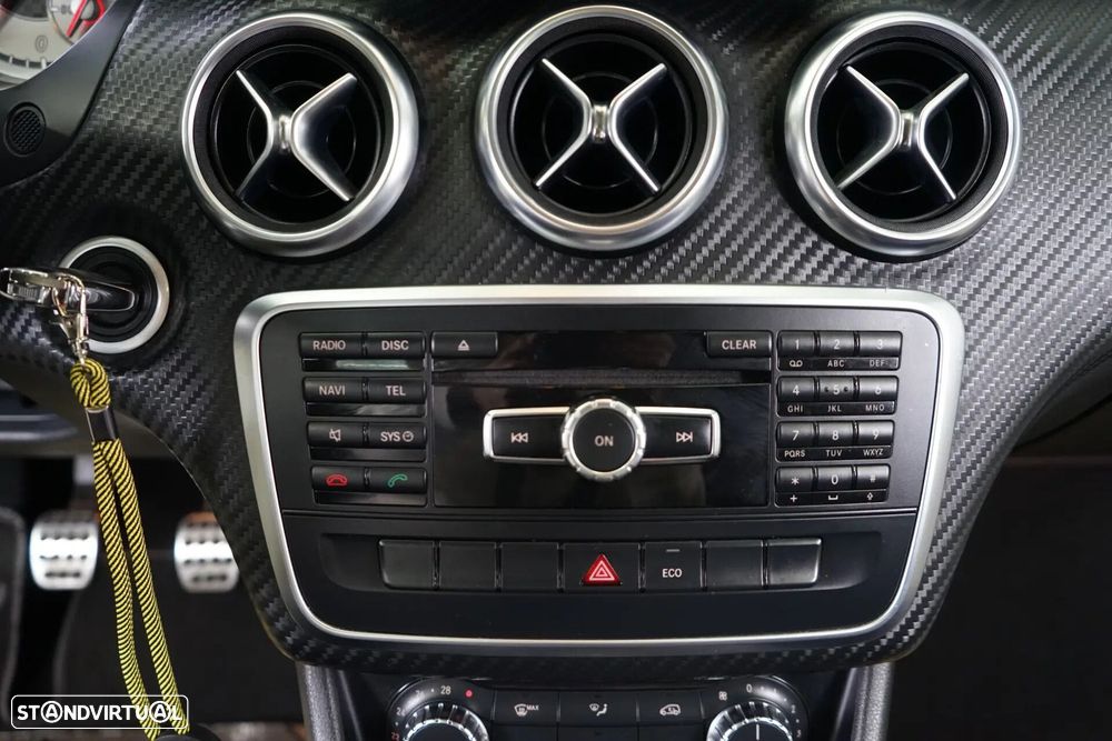 Mercedes-Benz A 180 d AMG Line Aut. - 31