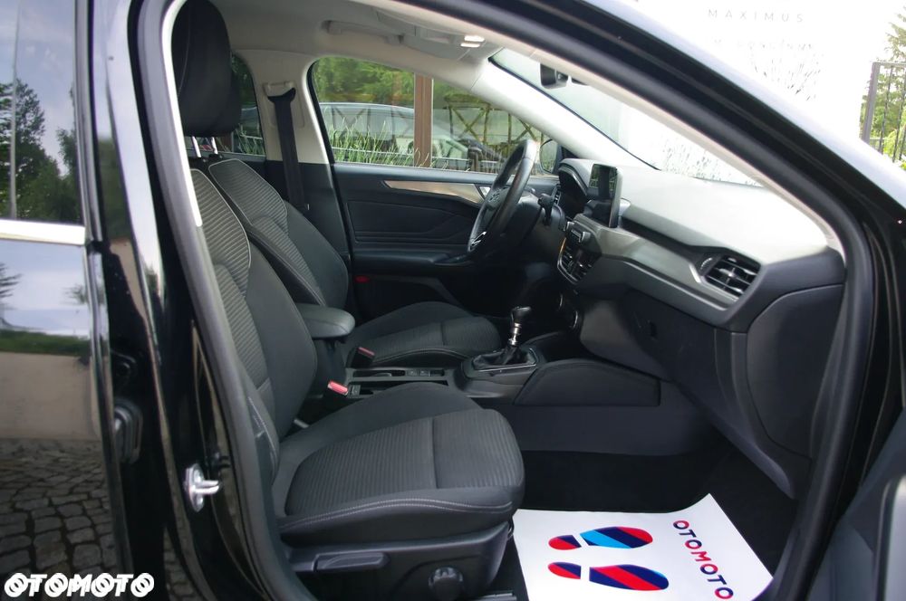 Ford Focus 1.5 EcoBlue SCR Titanium - 6