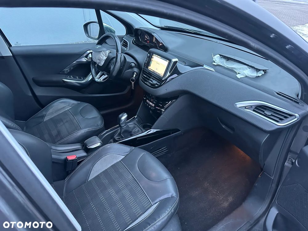 Peugeot 2008 e-HDi FAP 92 STOP & START Allure - 8